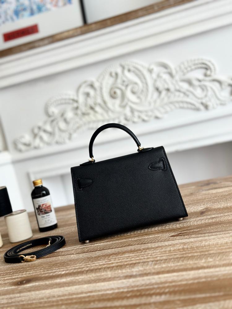 Hermes Mini Kelly II Bag 19cm - Black / Gold Hardware