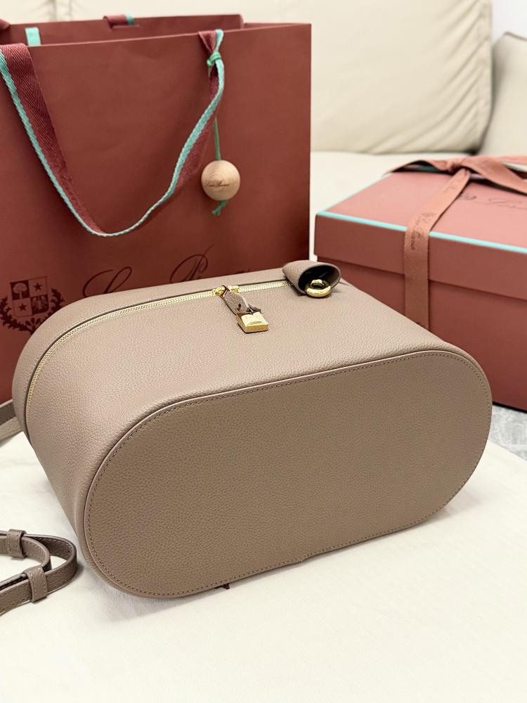 Loro Piana Large Vanity Case in Grained Leather