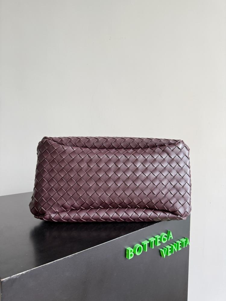 BV Campana Shoulder Bag 39cm