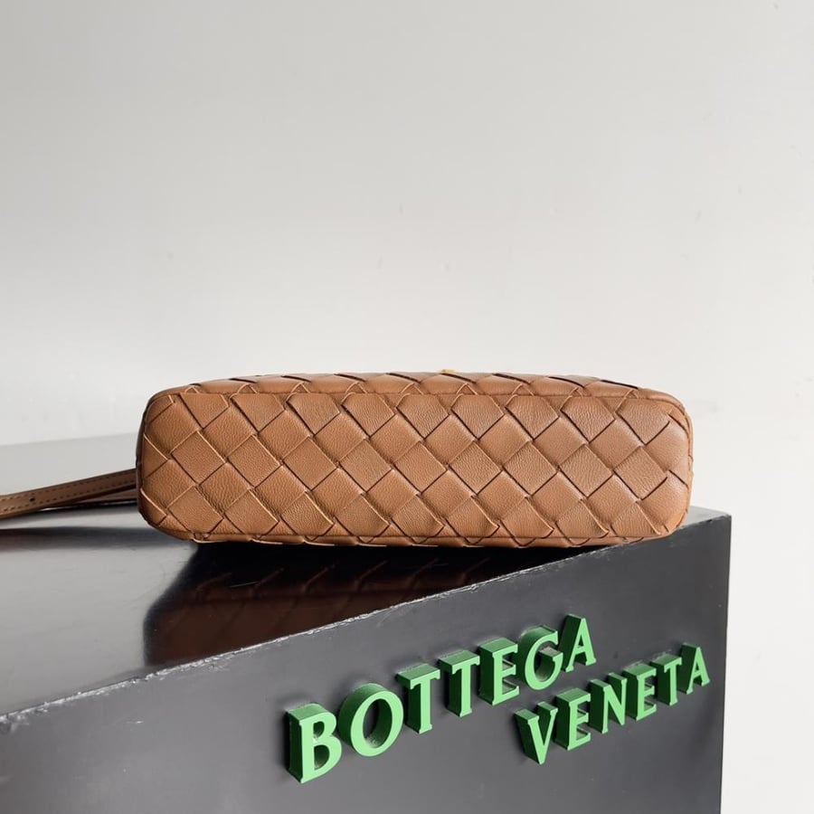 BV Vanity Case Bag 22cm