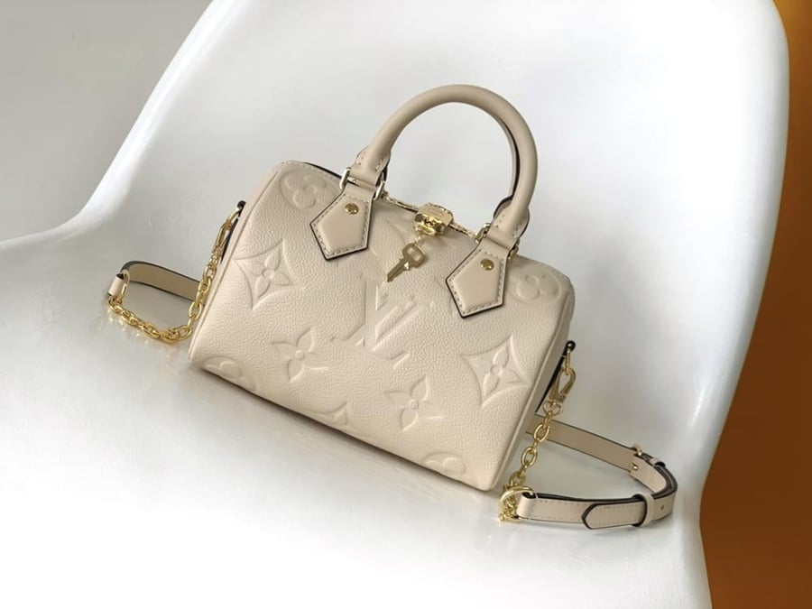 LV Speedy Bag 20.513.512cm
