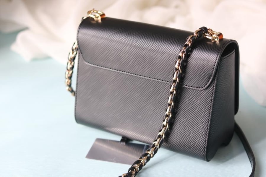 LV Twist Braided Chain 23cm