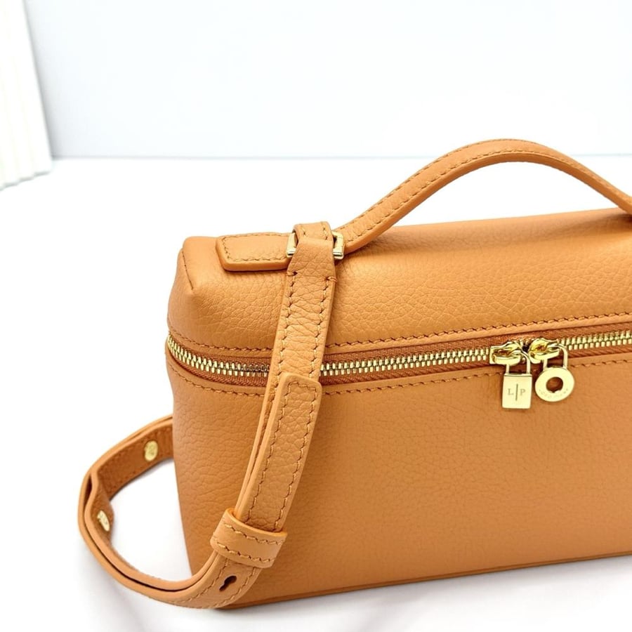 Loro Piana Extra Pocket L19 Vanity Case Collection