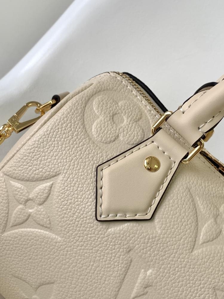 LV Speedy Bag 20.513.512cm