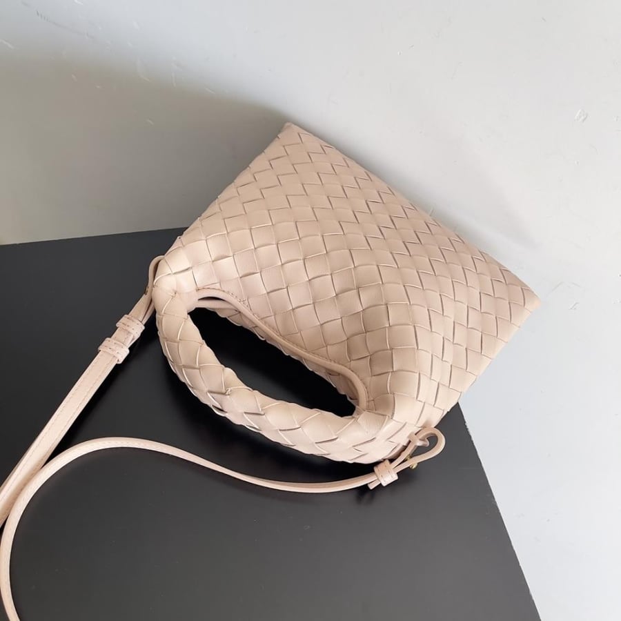 BV Mini Hop Bag 25.5cm