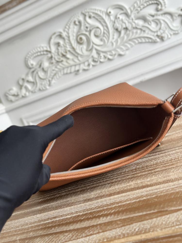 Hermes Berlingot Bag 24cm - Caramel