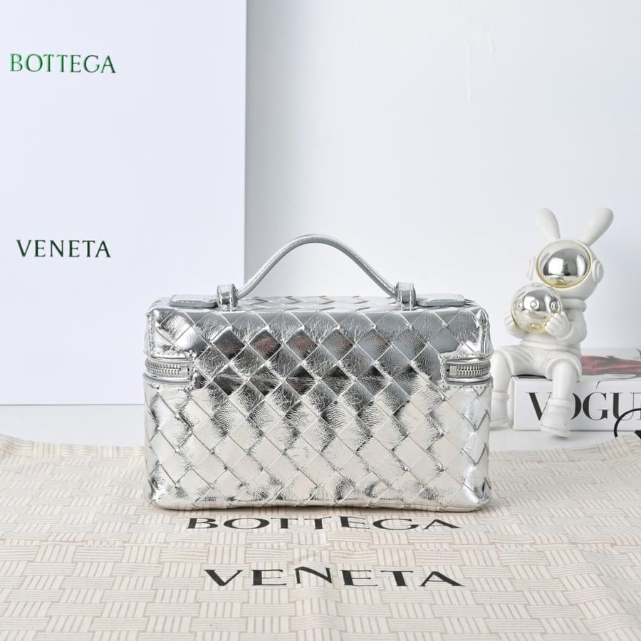 BV Vanity Case Bag 22cm