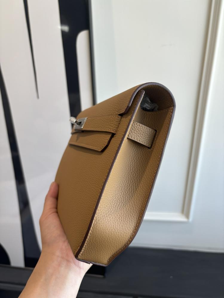 Hermes Kelly Dépêches 25 Pouch (Leather)
