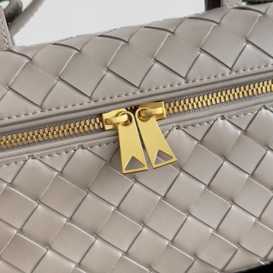 BV Vanity Case Bag 22cm