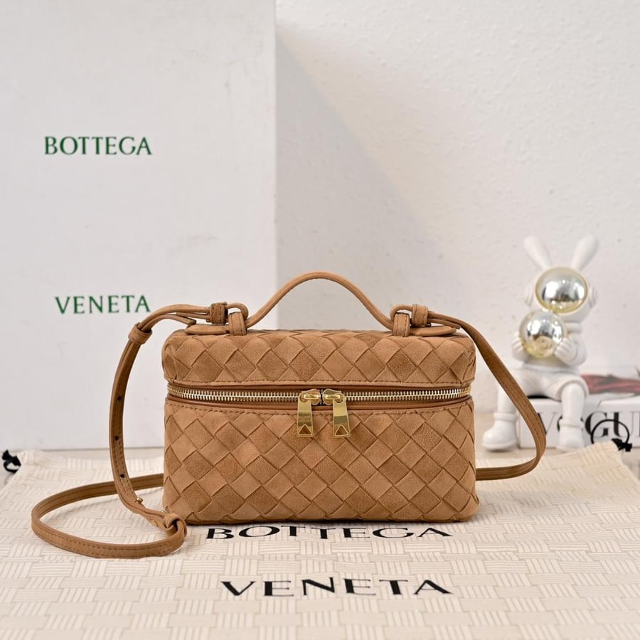BV Vanity Case Bag 22cm