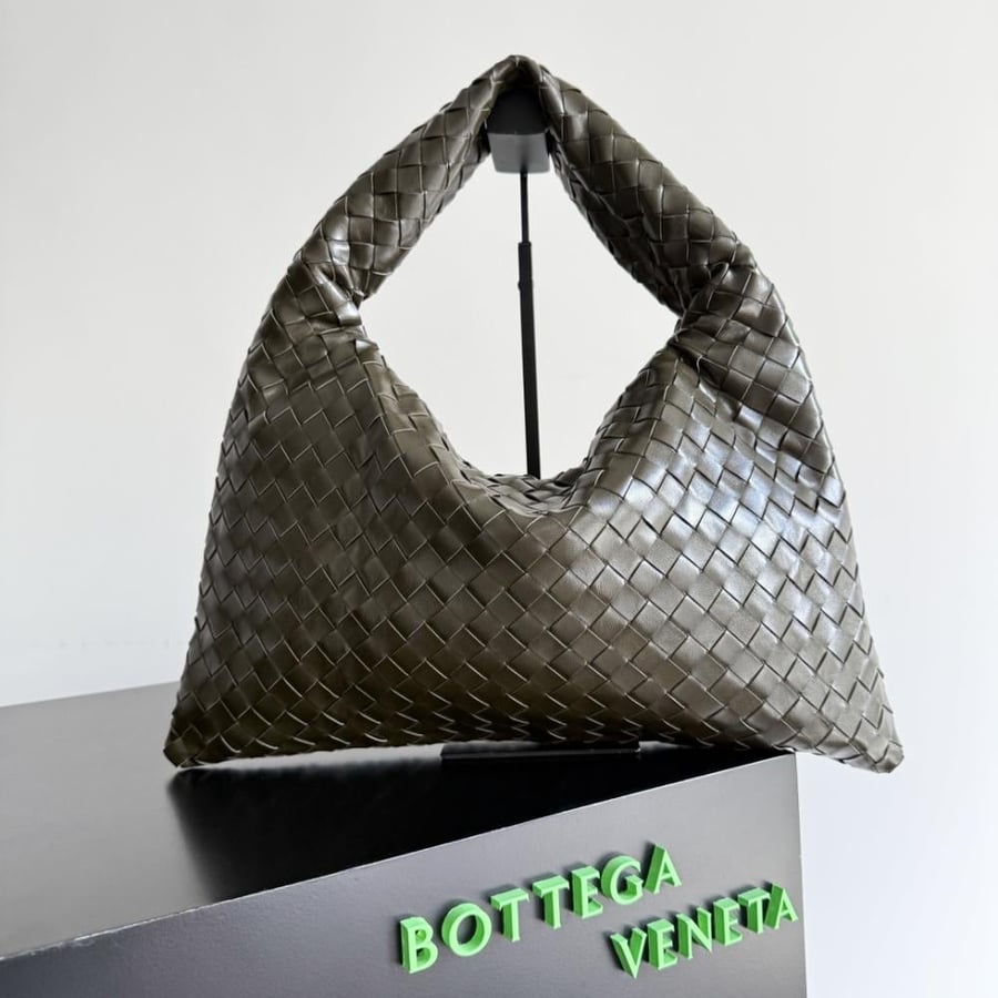 BV New Medium Hop Bag 46cm (Leather)