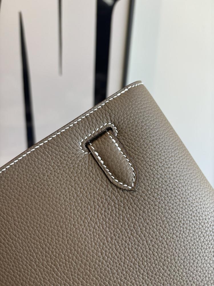 Hermes Kelly Dépêches 25 Pouch (Leather)