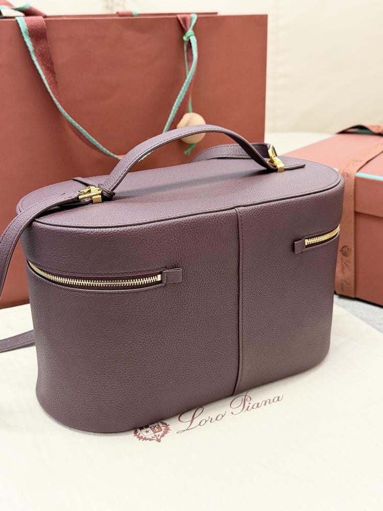 Loro Piana Large Vanity Case in Grained Leather
