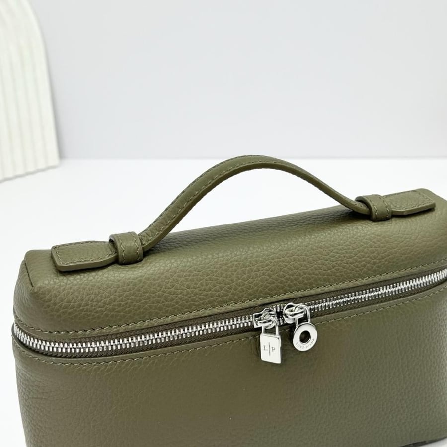 Loro Piana Extra Pocket L19 Vanity Case Collection