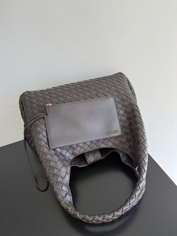 BV Campana Shoulder Bag 39cm