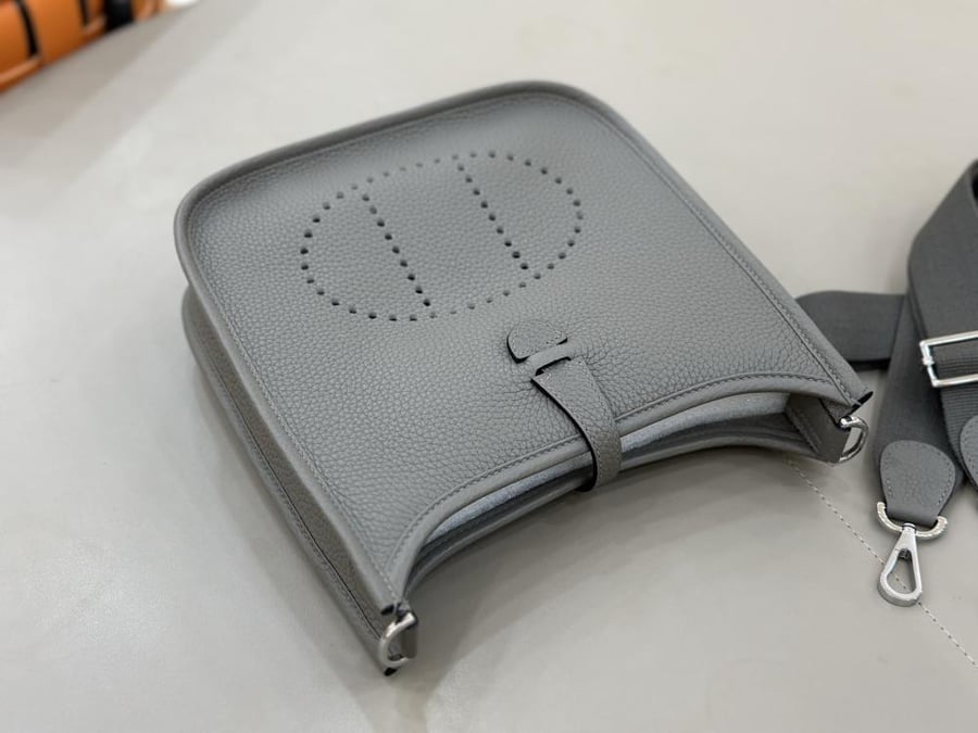 Hermes Evelyne III 29 TC Bag