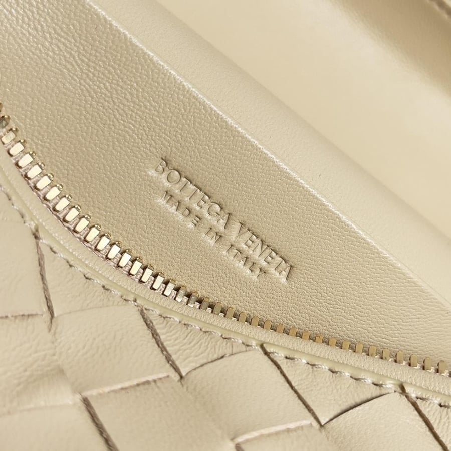 BV Vanity Case Bag 22cm