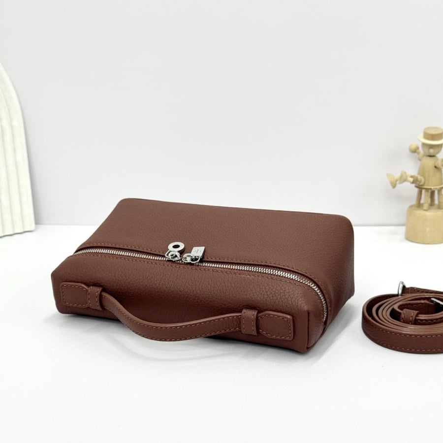 Loro Piana Extra Pocket L19 Vanity Case Collection