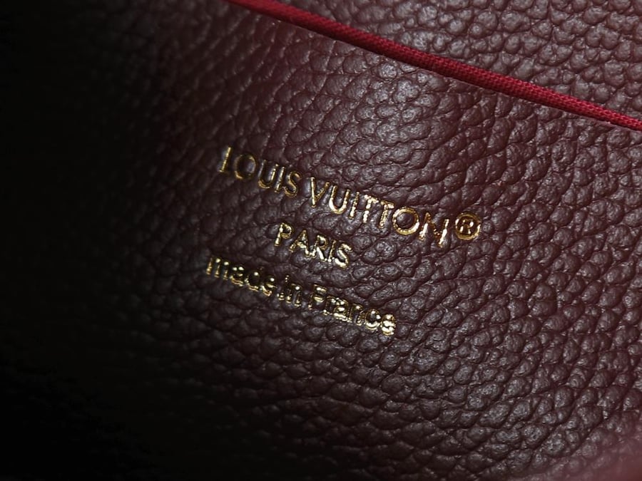 LV Chain Bag - 19.513.56.5cm