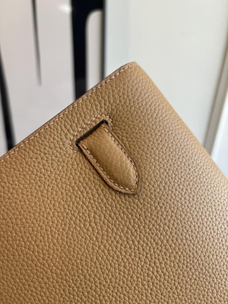 Hermes Kelly Dépêches 25 Pouch (Leather)