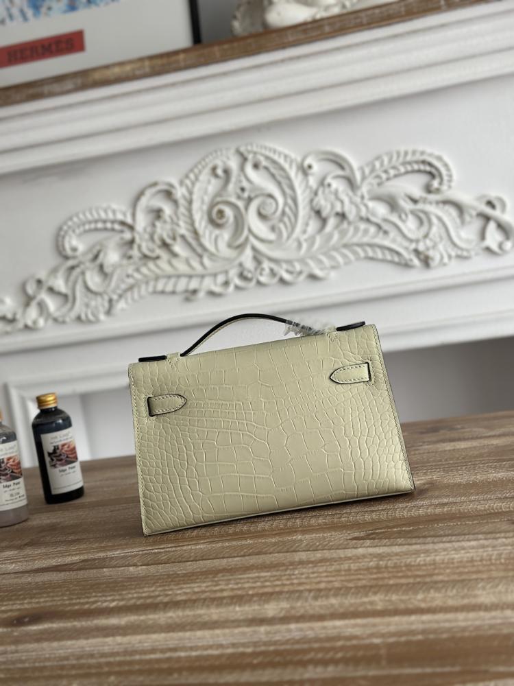 Hermes Kelly Mini Pochette 22cm - Sage Green / Gold Hardware