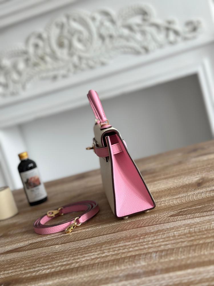 Hermes Mini Kelly II Bag 19cm - Ecru & Pink / Gold Hardware