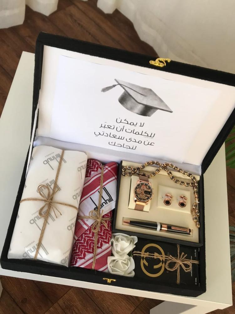 شماغ دنهل أصلي مع قماش فاخر وإكسسوارات