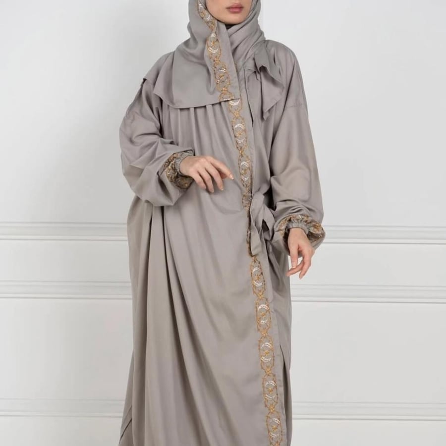 شرشف صلاة نسائي بارد بتطريز ناعم