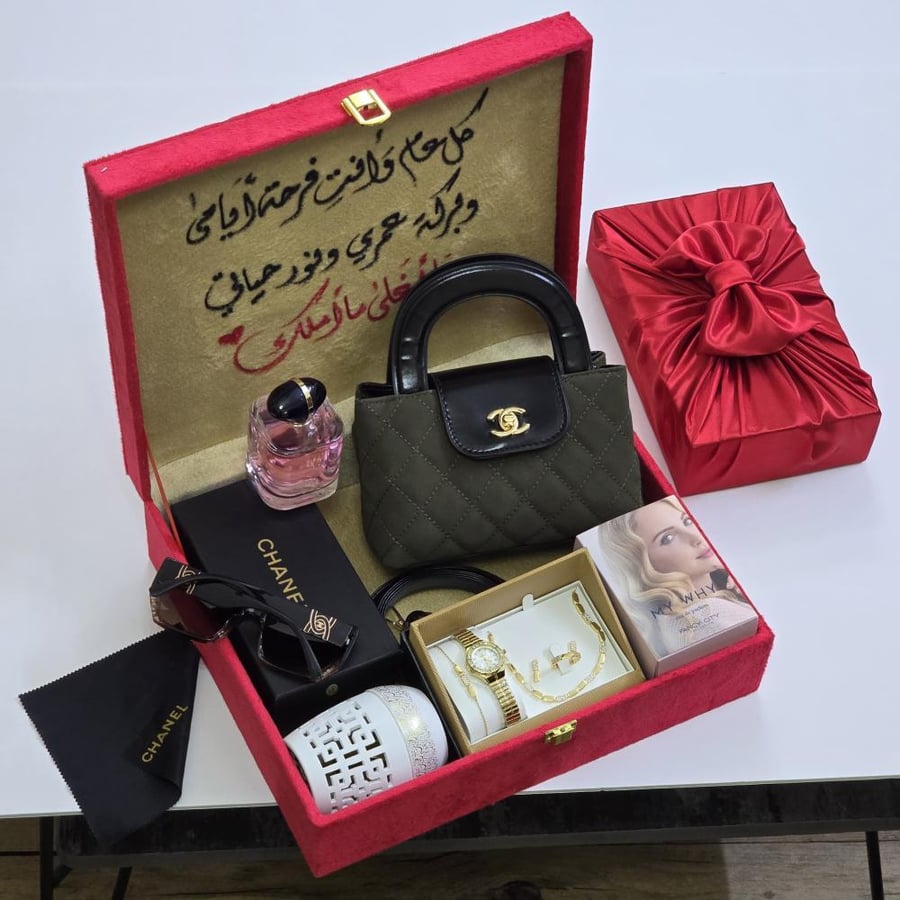 هدية نسائية ماركة بوكس فاخر متكامل اخر اصدار