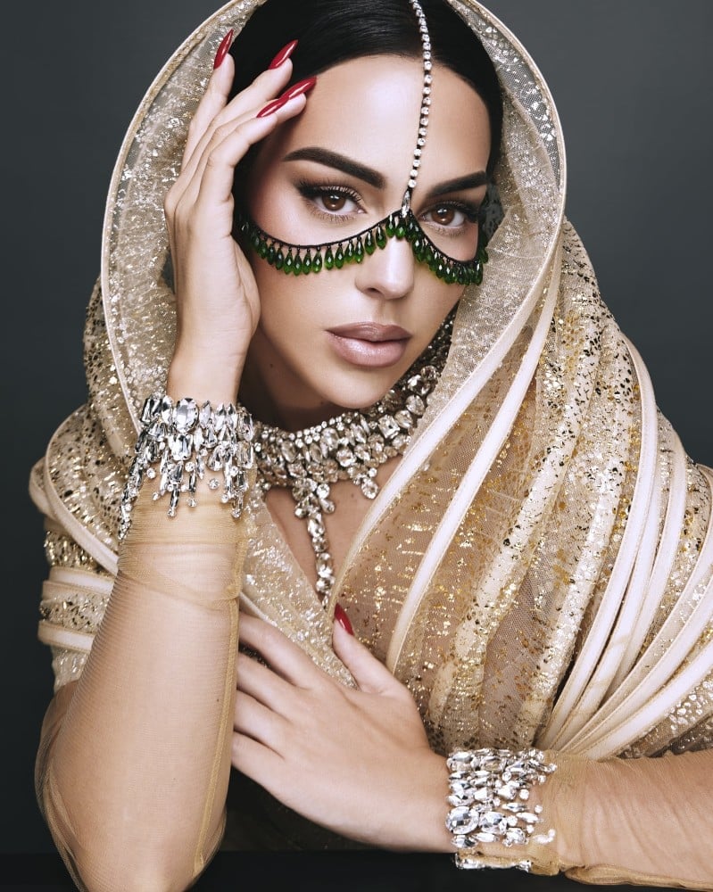 عدسات امارا شهرية - بيسكت