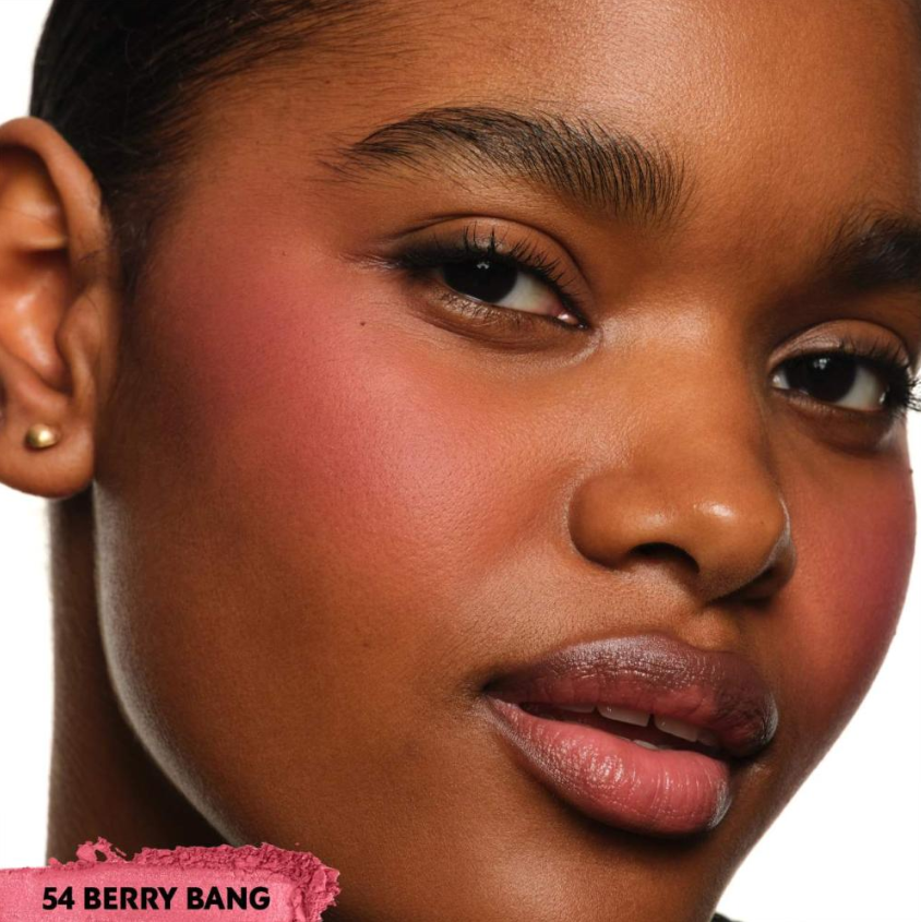 بلاشر مي بلش من ماركة ايف سان لوران - 54 بيري بانج BERRY BANG