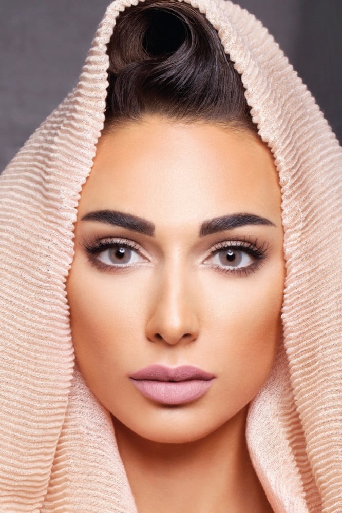 عدسات انستازيا - شيكاغو ابريكوت