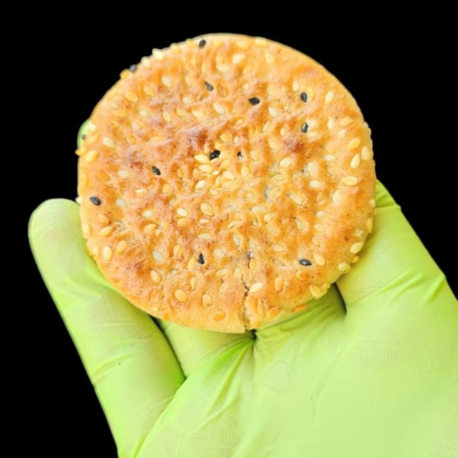 رهايف تمر بر
