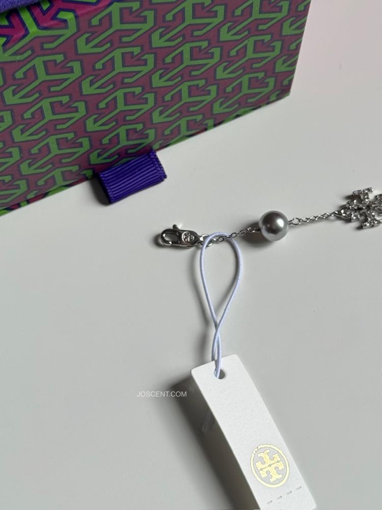 اسوارة توري بورش Tory Burch فضي