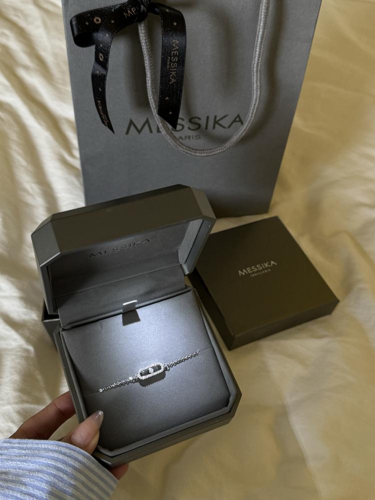سوارة ميسيكا Messik فضي