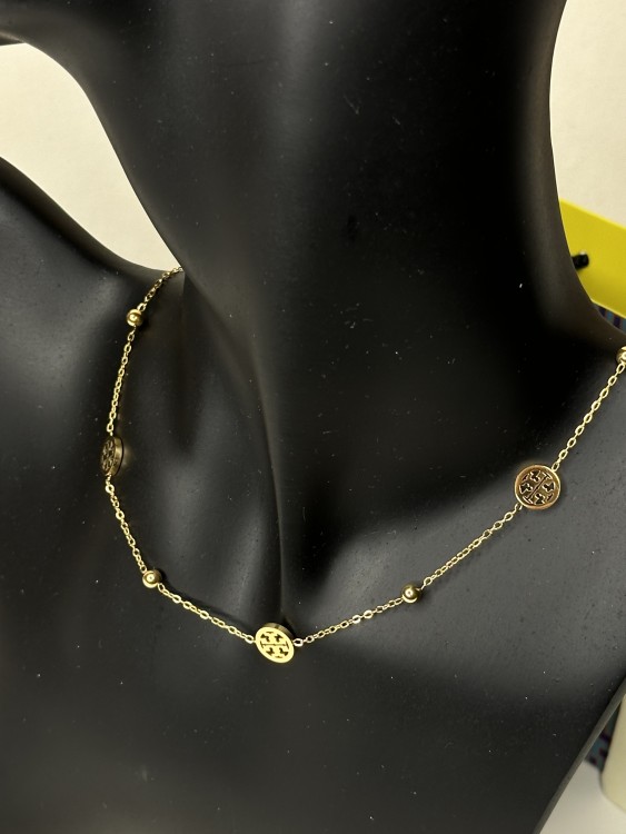 سلسال TORY BURCH معدن ذهبي