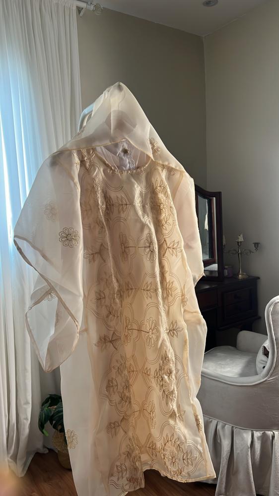 مسدح حجازي للأطفال، محتوياته (اللقطات الخارجية مع تبطين ،سديرية، مدورة ، طرحة )
