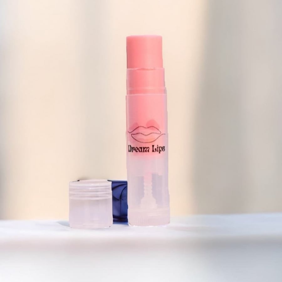Lip moisturizer