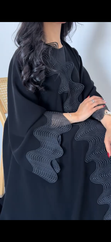 عباية الموج -كلوش -قماش كر يب انترنت -مقفله ازارير