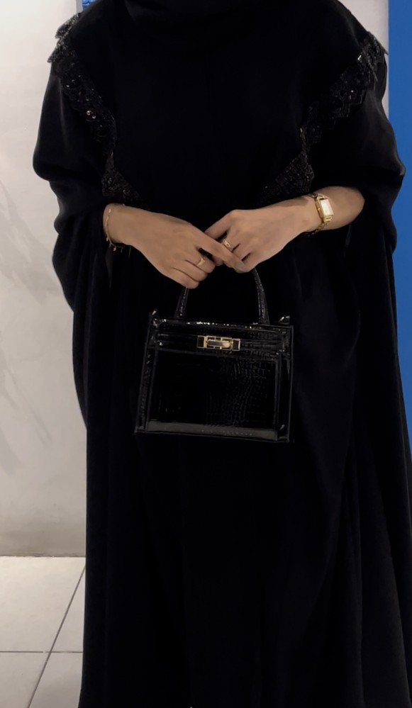 عباية الملكه