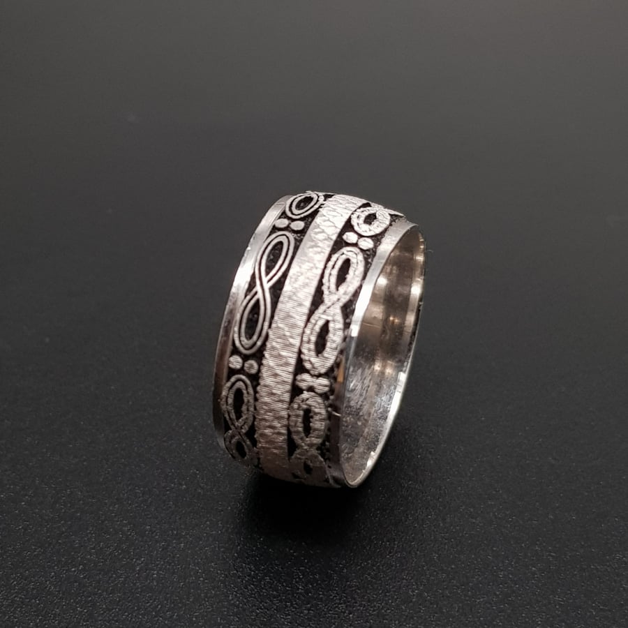 Men's silver ring 925