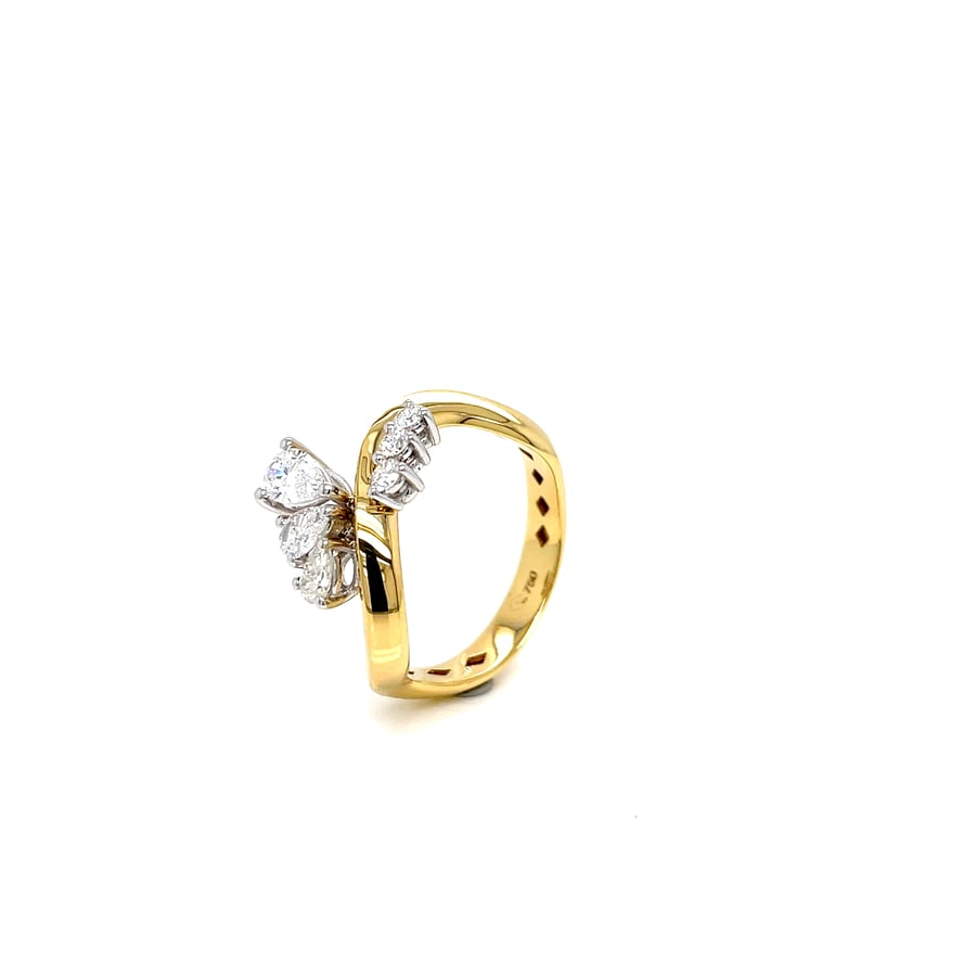 Diamond ring