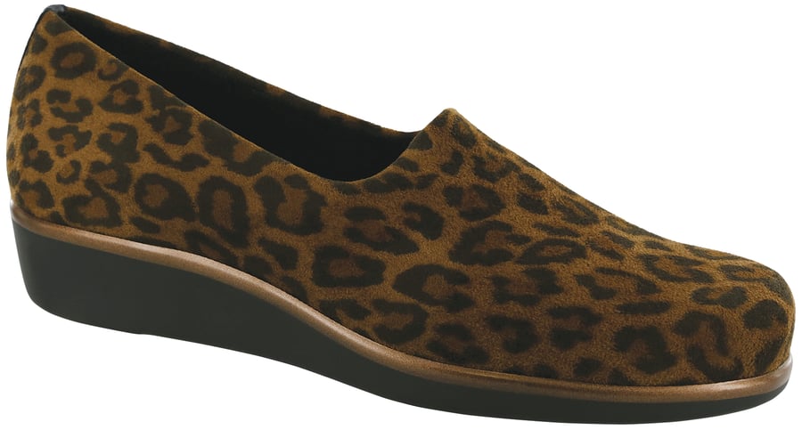 Bliss Slip On Wedge - Tan Leopard