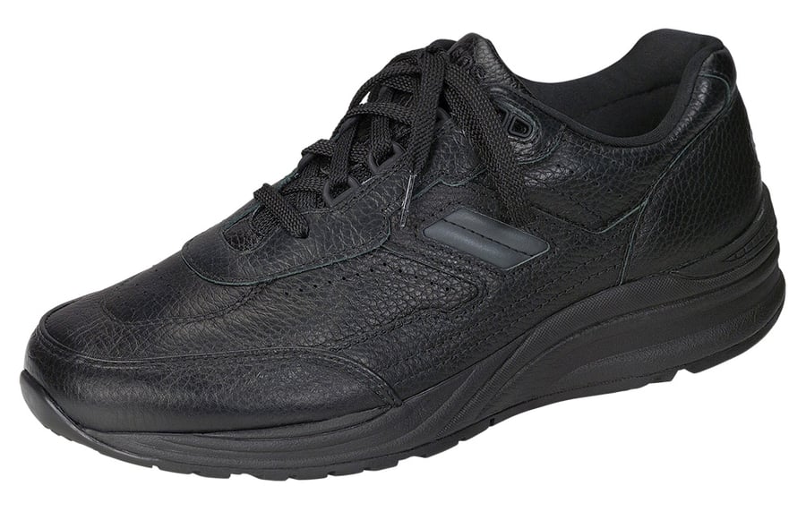 Journey Lace Up Sneaker - Black