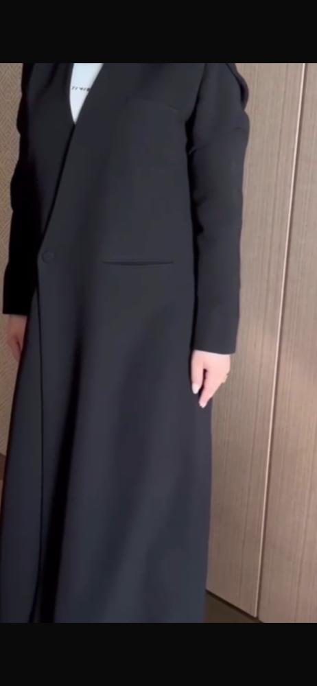 The official abaya