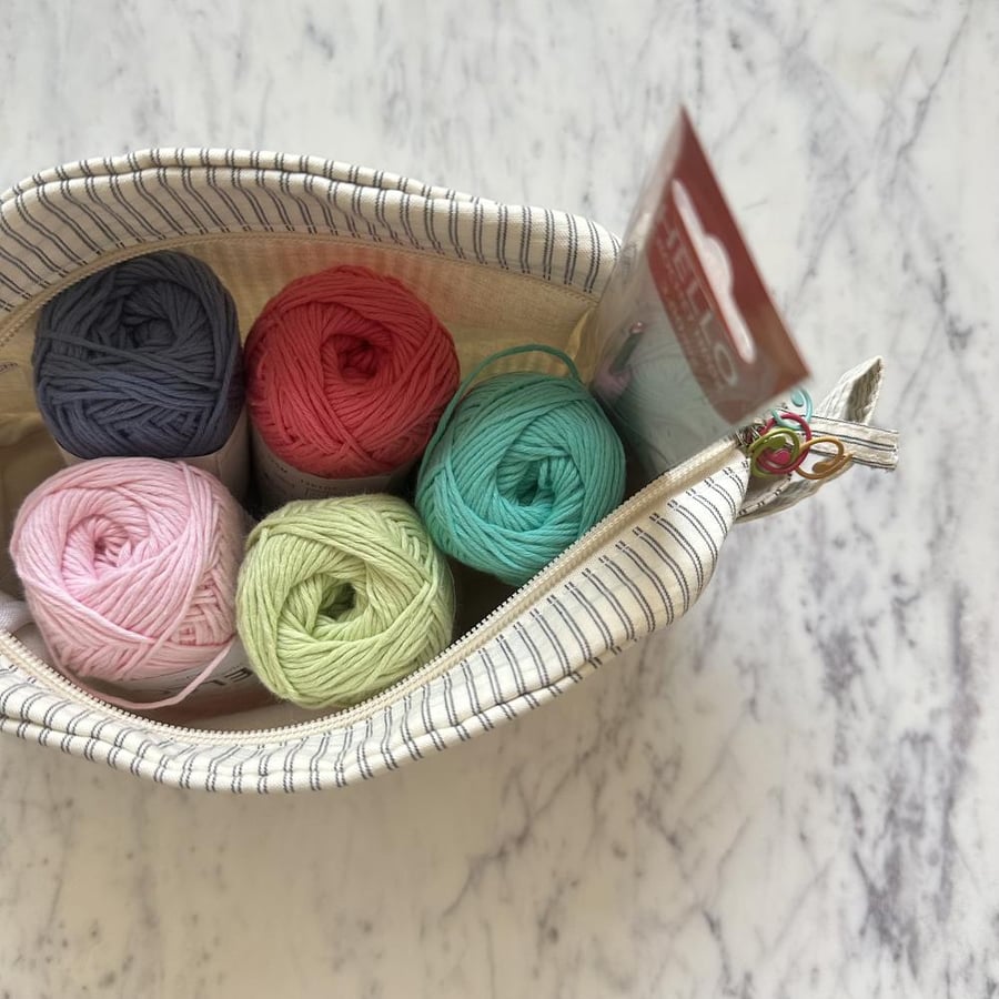 Eid gift for the weavers