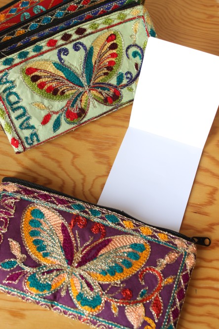 محفظة تراثية + دفتر وكرت بثيم التأسيس