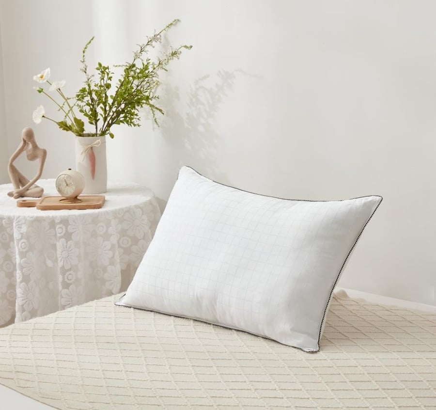 Hotel Pillow 1600g 300TC Cotton High Neck Support