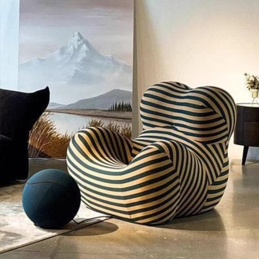 La Mama's chair