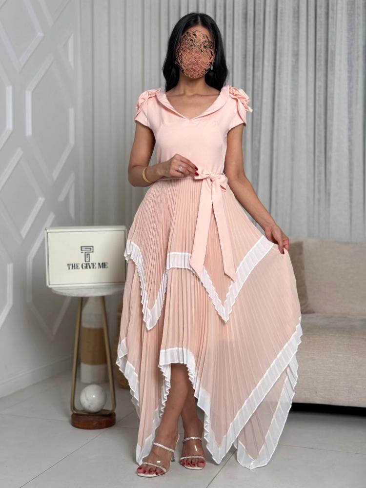 Elegant feminine dress with pleats